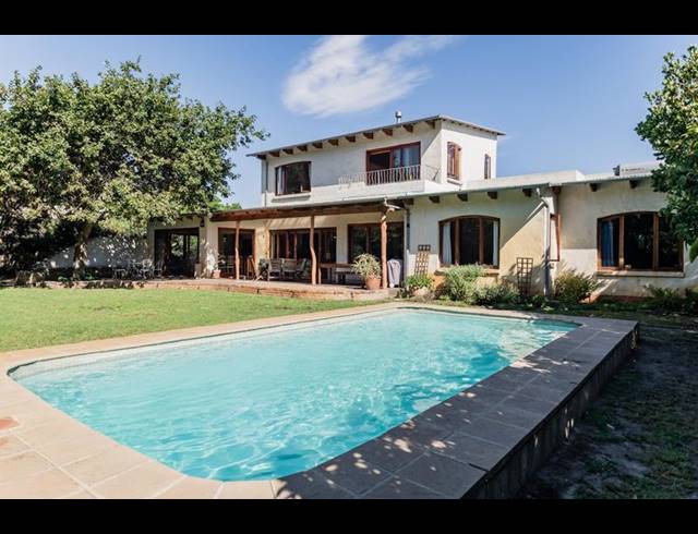 3 BEDROOM HOUSE FOR SALE IN CHAPMANS PEAK